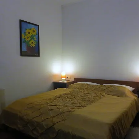 Πανσιόν Gostilna Picerija Ajda 3*